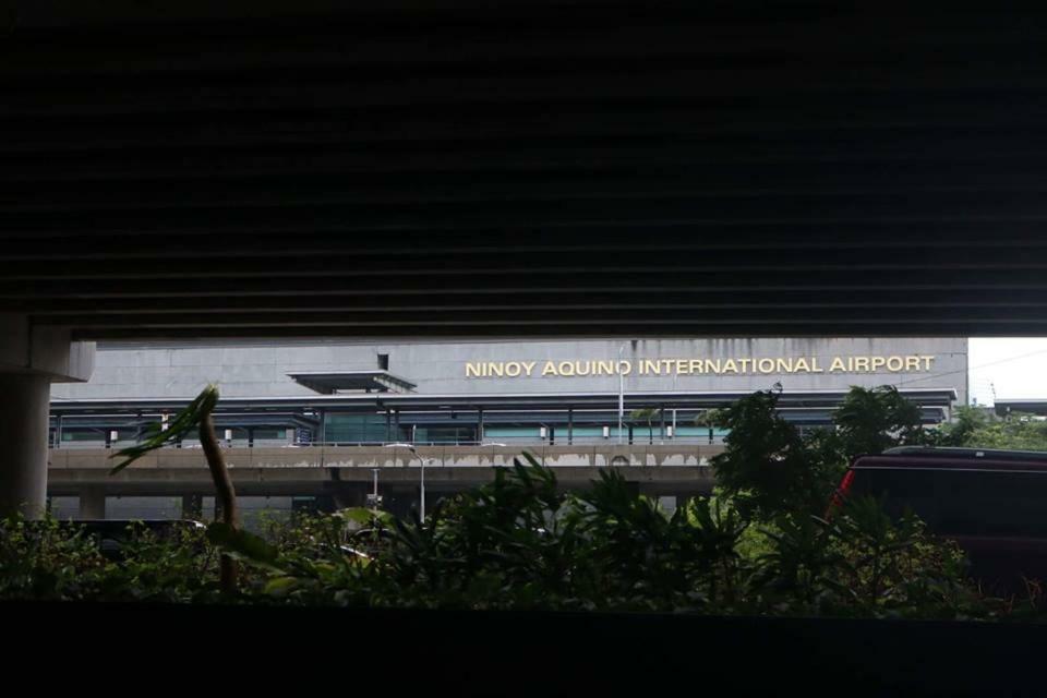 Eighty One Newport Boulevard Manila Exteriér fotografie